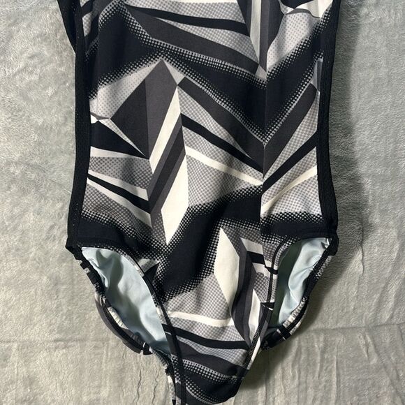 Nike Black Gray Racerback One Piece Swim Suit Zipper Closure Mesh Detail Size 6 - Picture 3 of 10